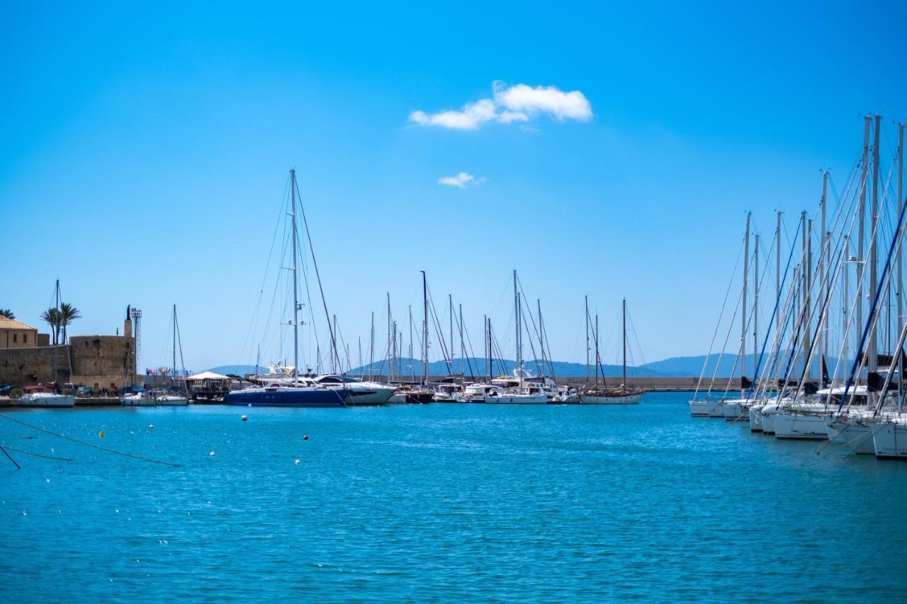 Alghero House Boat Ngoại thất bức ảnh